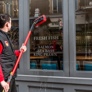Commercial-window-Cleaning