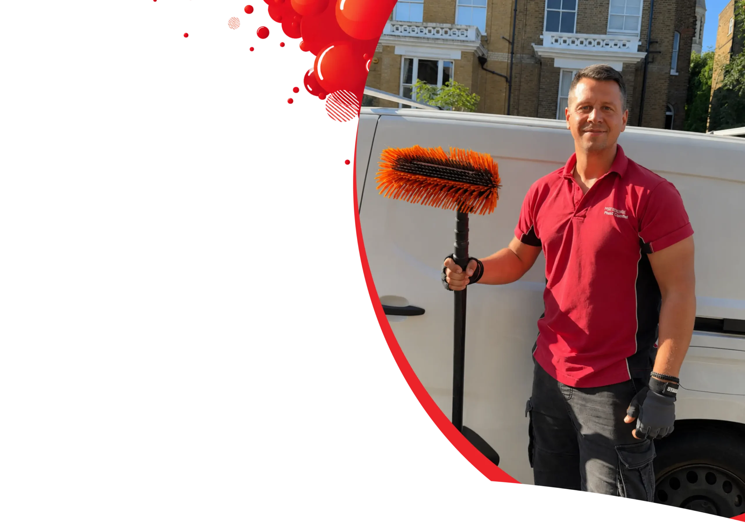 Red Point window cleaner with water-fed pole